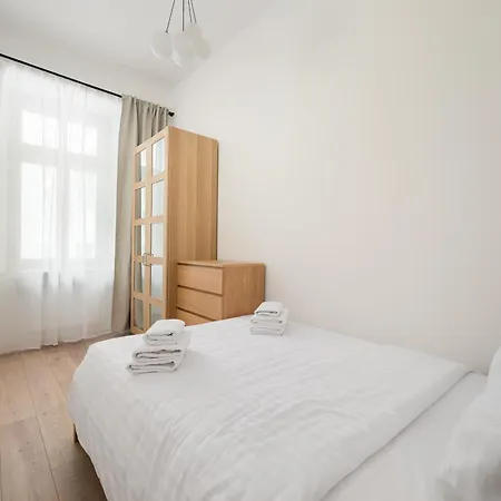 アパート W Rytmie Nowej Pragi Chic By Bookinghost ワルシャワ