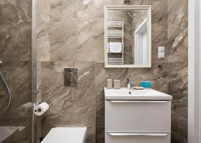 W Rytmie Nowej Pragi Chic By Bookinghost *