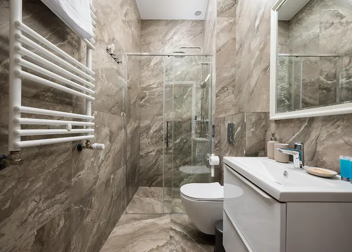 W Rytmie Nowej Pragi Chic By Bookinghost Варшава